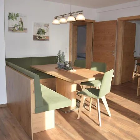 アパート Hetzenbichl